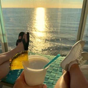 Meet your Posher, Becky